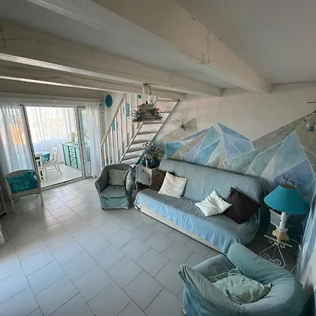 Scorcio Sull'acqua Apartment *